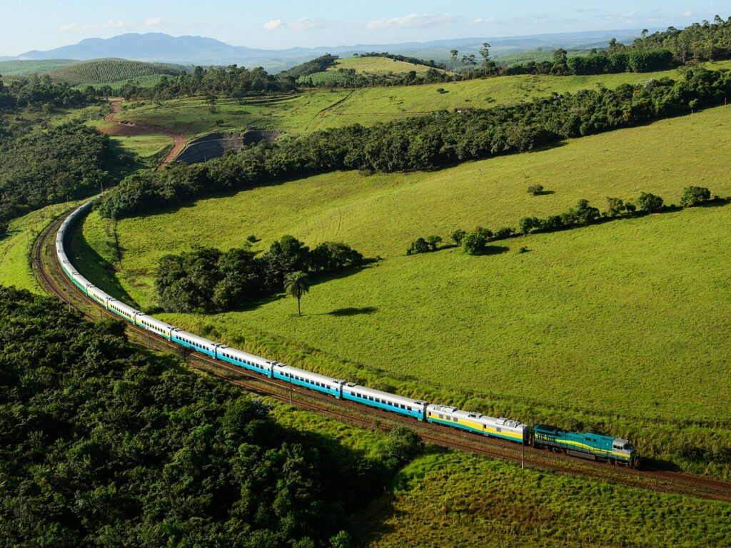 A Magia das Viagens de Trem pelo Brasil: Roteiros e Dicas