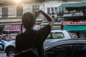 Os 7 Golpes em Viagem Mais Comuns e Como Evitá-los
