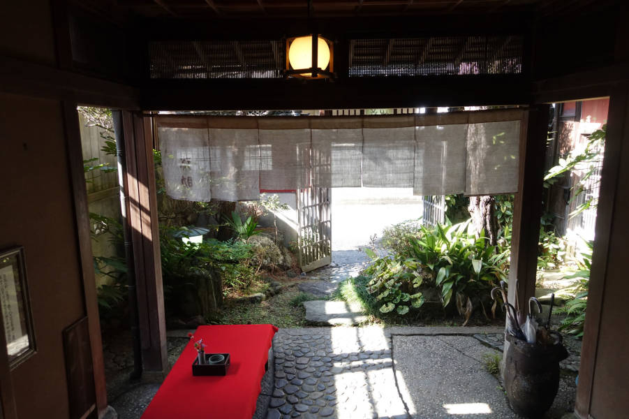 Conheça o Restaurante de Sushi Mais Antigo do Mundo